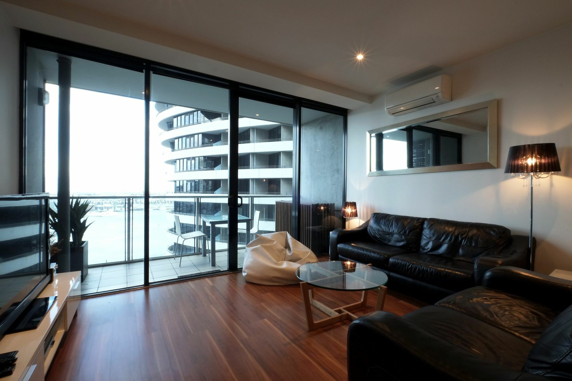 מלבורן Acd Apartments מראה חיצוני תמונה